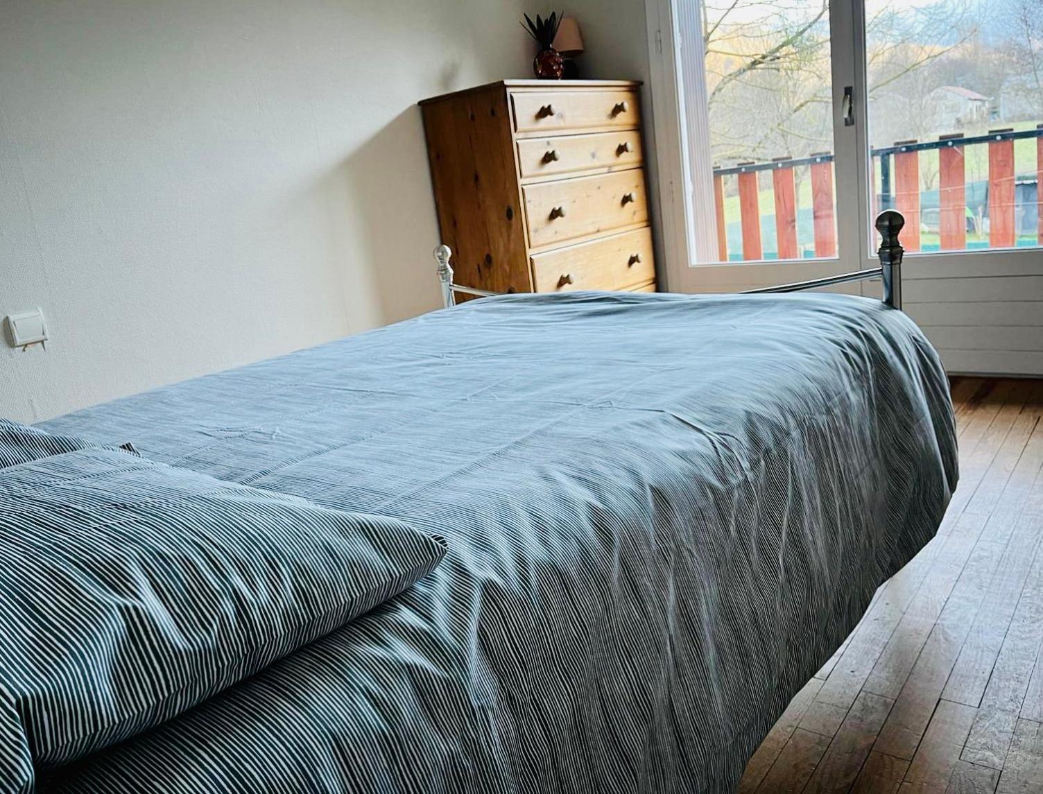 Mountain View 2 Bedroom Apartment Saint Beat Lez Bagian luar foto