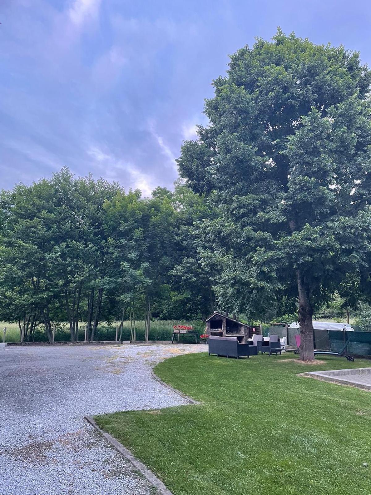 Mountain View 2 Bedroom Apartment Saint Beat Lez Bagian luar foto