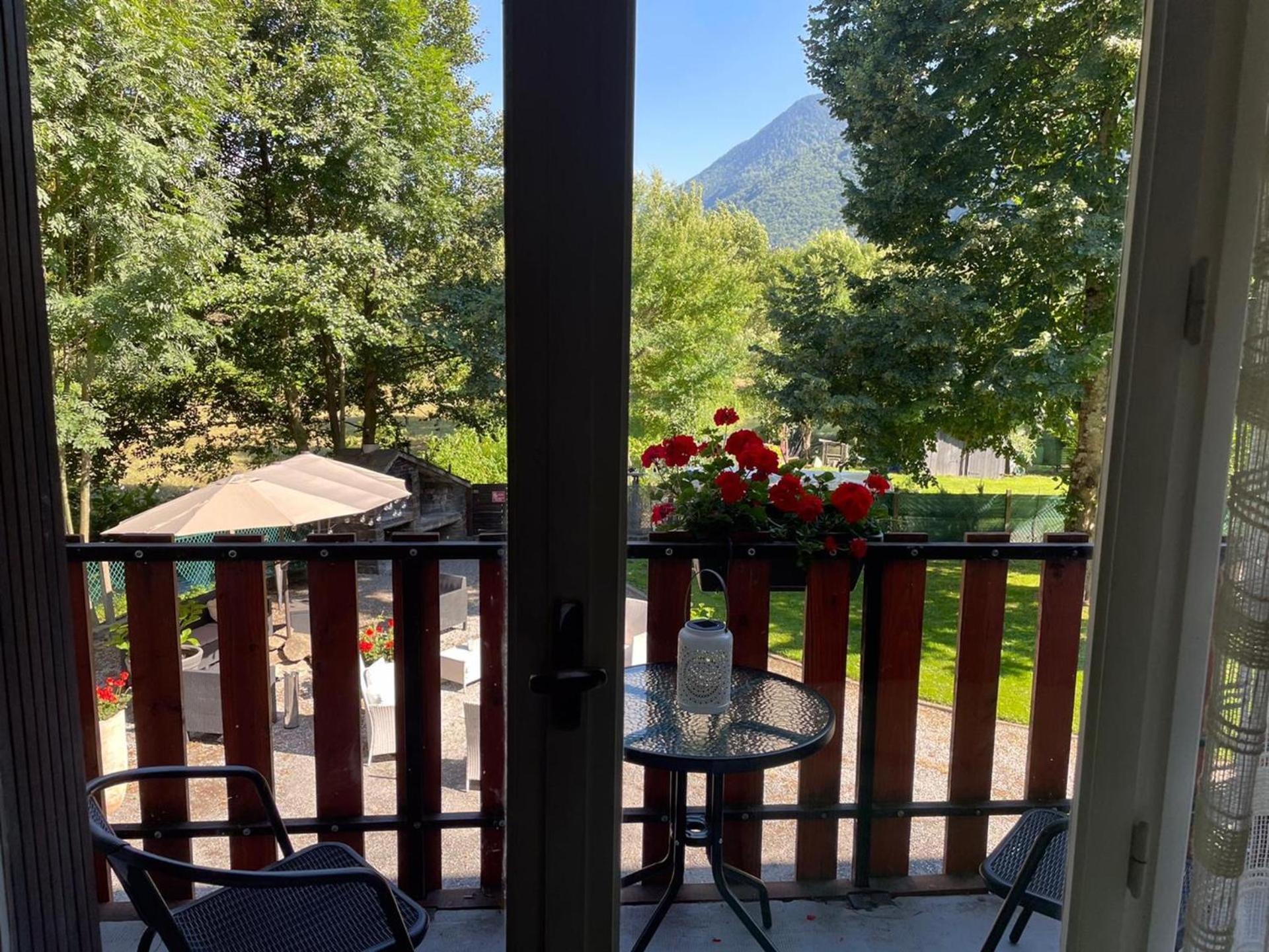 Mountain View 2 Bedroom Apartment Saint Beat Lez Bagian luar foto